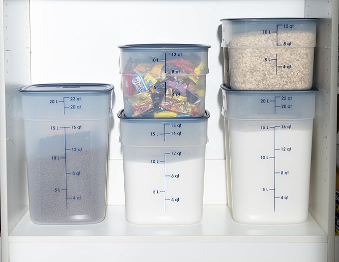 Cambro FreshPro 18 Quart (QT) Food Storage Container with Lid (Restaurant Grade) - for Food Prep, Commercial Kitchen, Pet and Dog Food Container (Translucent)